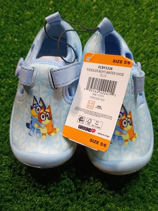 Bluey Other - Bluey Toddler Boys Water Shoes - Size 5/6!